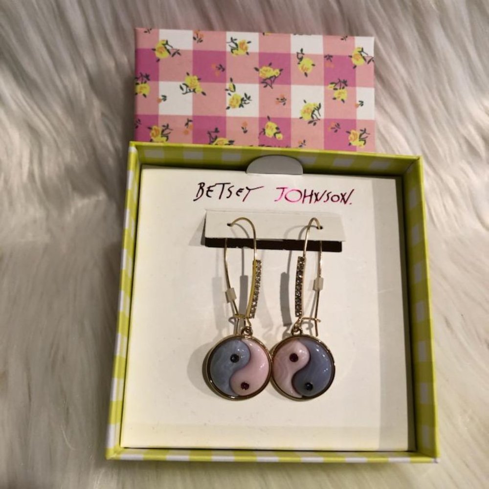 Betsey Johnson YinYang Drop Earrings